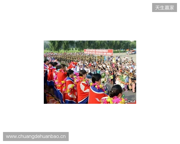 夺得湘超冠军!永州队球员乘坐花车回城,市民夹道欢迎 夺得湘超冠军!永州队球员乘坐花车回城,市民夹道欢迎