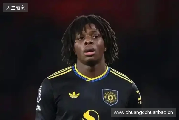 TA:曼联球员多古腿筋受伤,预计伤缺10周 TA:曼联球员多古腿筋受伤,预计伤缺10周