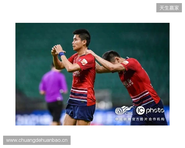 黄希扬：若不影响中超备战也有时间的话，还是想踢一踢“渝超”