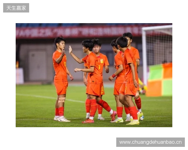 半场-U16中国男足1-1塔吉克斯坦男足U16 袁博涵造点并操刀命中